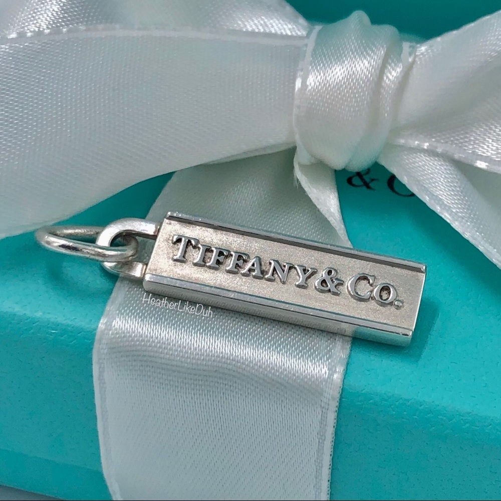 Authentic TIFFANY & Co. Sterling Silver Street Sign NYC Bar Pendant Charm Tag